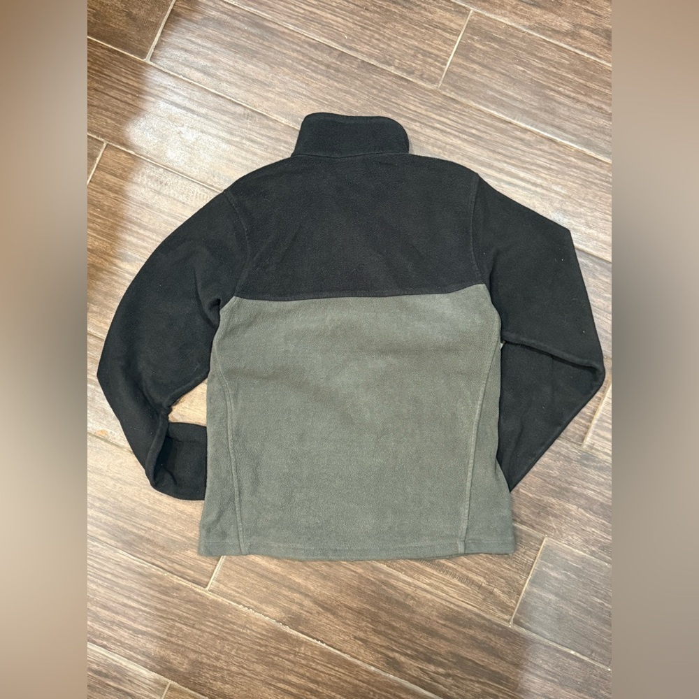 Columbia Black and Dark Gray Fleece Jacket - Picture 6 of 6